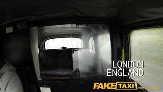 FakeTaxi - vörös rövid hajú bige szúk pinája