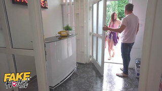 Fake Hostel - Tini csajok megdöngetve rendesen