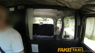 FakeTaxi - Rio Lee a hatalmas tőgyes fekete picsa