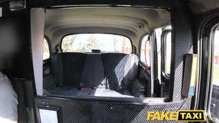 Fake Taxi  - ez a bige csak a kőkemény pélót szereti
