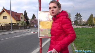 Public Agent - Amatőr lány pénzért megkefélve