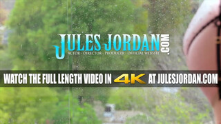 Jules Jordan - Athena Faris néger manussal kúrel