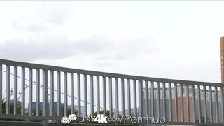 4K HD - Jenna J Ross a sportos tini kisasszony