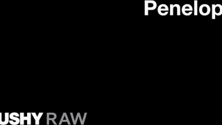 TUSHYRAW - Penelope Cum alaposan hátsó bejáratba baszva