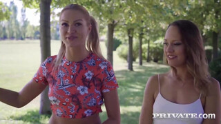 Private com - Blue Angel pinája megdöngetve