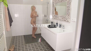 Nathaly Cherie picsája és ánusza is meghágva