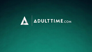 PURE TABOO - Tini hölgyemény idősebb manussal kefél