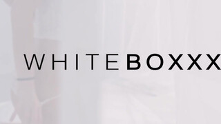 WHITEBOXXX - Evelina Darling a cuki tini csajszi