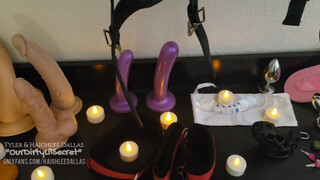 ourdirtylilsecret - Fiatal picsa dildót közösül a pasija segglyukába