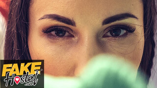 Fake Hostel HD - Lilu Moon a szexy orosz kisasszony
