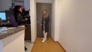 A szomszéd bige leszbi vágyait teljesítem hálából