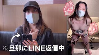 Bombázó háziasszony spriccel állva pov japán amatőr videón