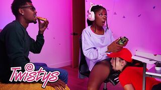Twistys sztárjai, Hazel Grace és Rissa May forró leszbi kalandja hatalmas mellekkel és pina nyalással